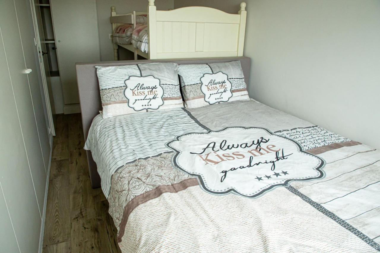 Bed & Beach Sydney 米德尔克尔克 外观 照片